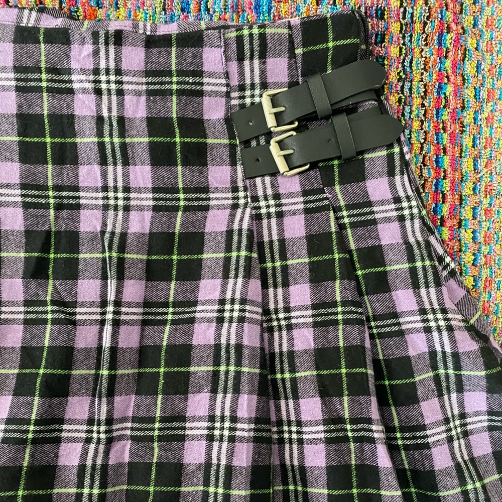 Mini Skirt - Picture 2 of 5